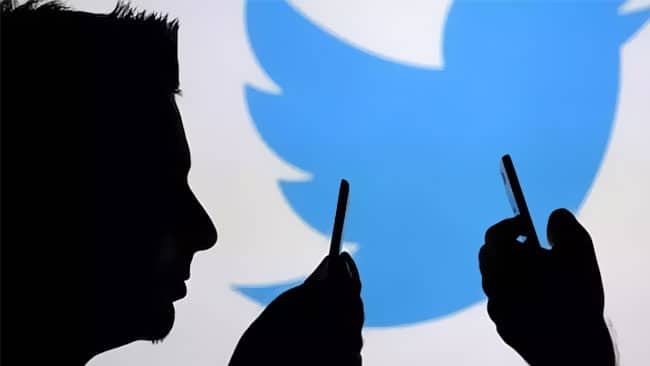 يفرض تويتر أمانا أكثر صرامة على حسابات السياسيين